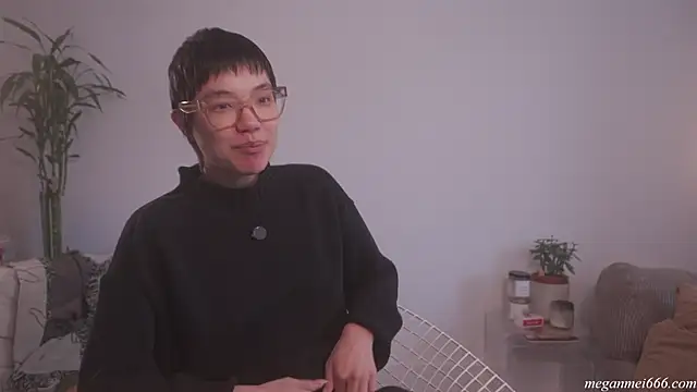 Snapshot of meganmei666 chatting on 04-13-26, 06:01 meganmei666 online show from 04-13-26, 06:01