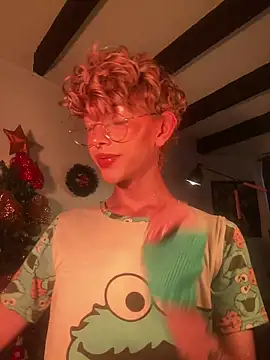 lyamthommpson online show from 12-18-25, 07:29