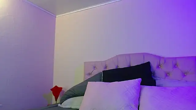 megan lover online show from 07-17-26, 01:14