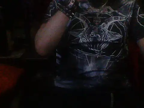 Snapshot of mrdemoncrowly chatting on 06-21-26, 04:18 mrdemoncrowly online show from 06-21-26, 04:18