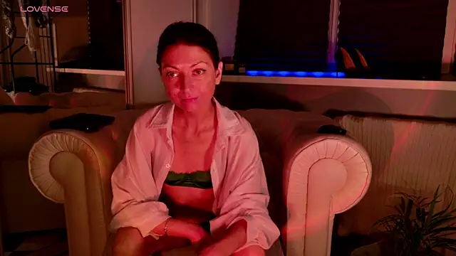 Your Little Milf online show from 03-30-26, 07:15