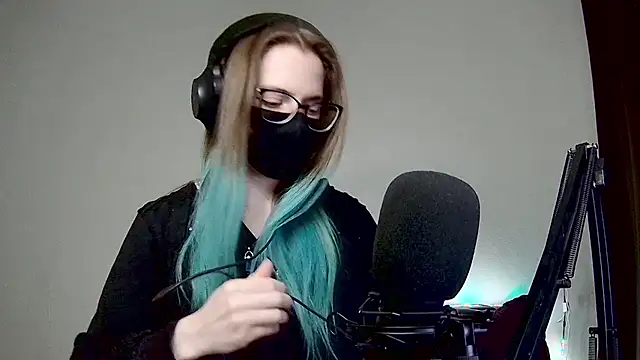 amber candyfloss online show from 01-30-25, 10:08