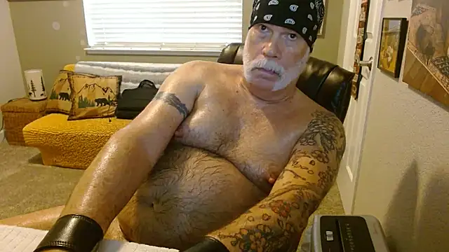 musclebearnips online show from 05-28-26, 04:57