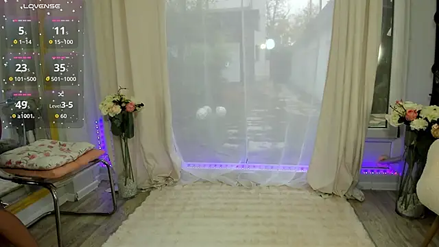 Selena Reeves online show from 11-05-25, 08:06