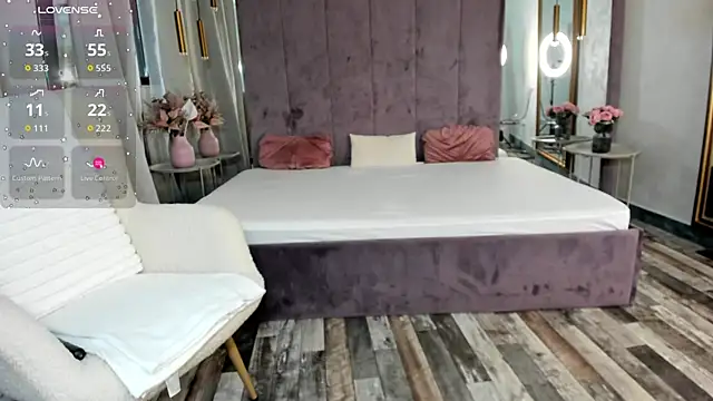 Selena Reeves online show from 12-04-25, 06:45