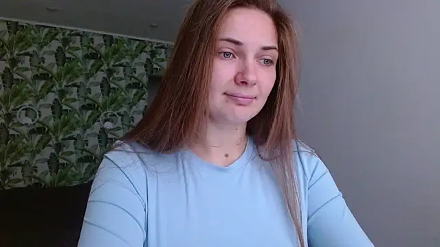 Olivia shine online show from 10-31-25, 05:15