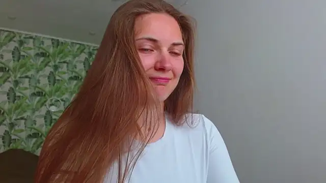 Olivia shine online show from 05-08-26, 04:27
