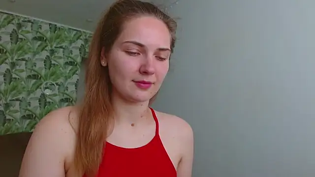 Snapshot of Olivia_shine chatting on 07-03-26, 04:19 Olivia shine online show from 07-03-26, 04:19