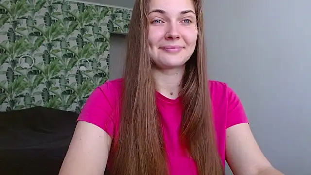 Olivia shine online show from 11-14-25, 05:22