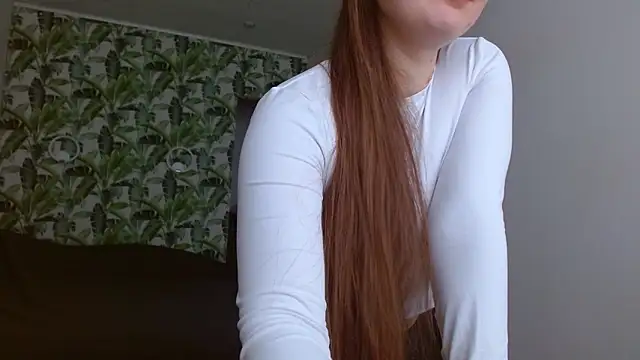 Olivia shine online show from 03-25-26, 05:07