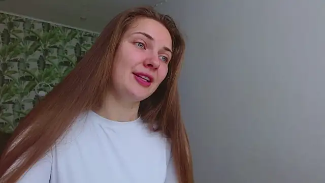 Olivia shine online show from 04-22-26, 04:19