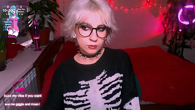  Moonlight t online show from 09-21-25, 11:15