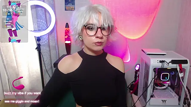  Moonlight t online show from 10-06-25, 08:37