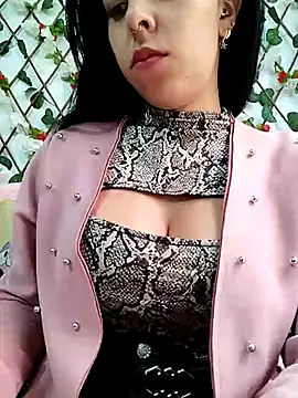 Emily Wane online show from 09-19-25, 05:50