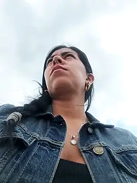 Emily Wane online show from 03-04-26, 05:42