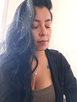 Emily Wane online show from 05-22-26, 04:49