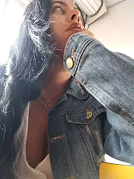 Emily Wane online show from 03-24-26, 05:35