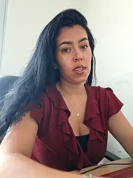 Emily Wane online show from 05-12-26, 04:57