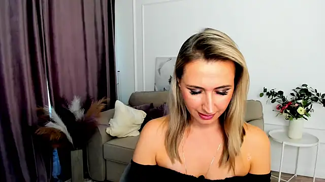 PassionGlow online show from 09-19-25, 03:54