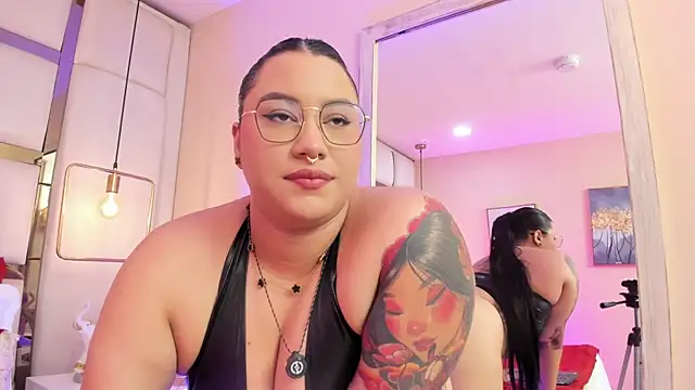 Snapshot of elizavenus chatting on 06-17-26, 12:37 elizavenus online show from 06-17-26, 12:37