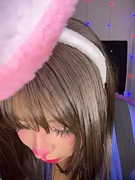 CharlotteMillers online show from 03-25-26, 04:45