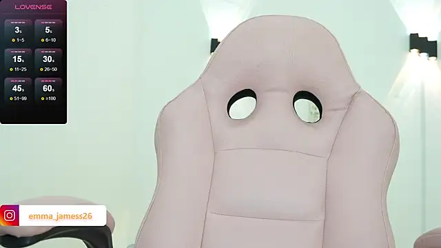 Emma jamess online show from 03-26-26, 03:49