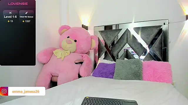 Emma jamess online show from 02-04-25, 10:24