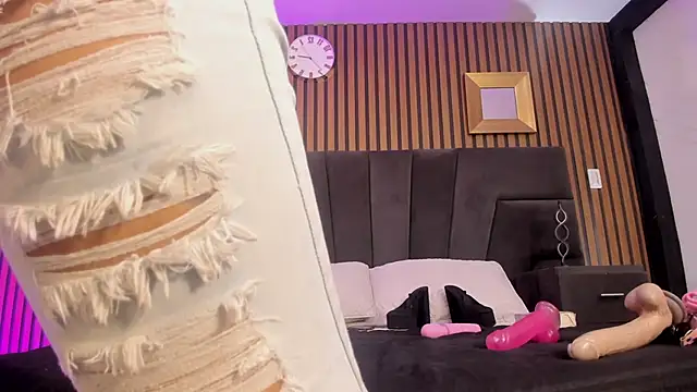 MeganFoxxi  online show from 09-18-25, 08:45