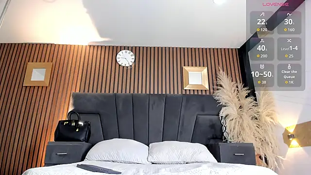 MeganFoxxi  online show from 02-12-26, 08:41