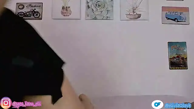 olivia22love online show from 11-30-25, 03:02