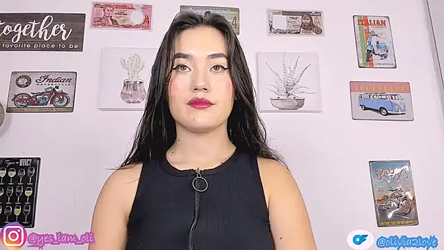 olivia22love online show from 10-04-25, 06:53