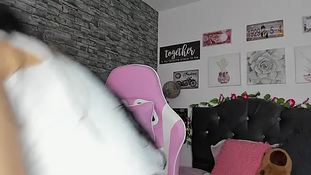 olivia22love online show from 02-11-25, 03:08