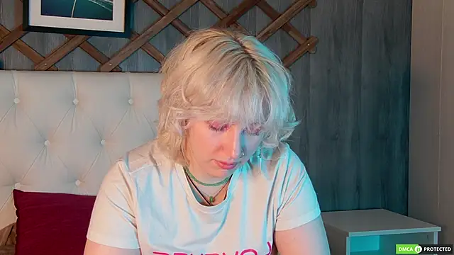 Snapshot of RachelCart chatting on 03-19-25, 03:41 RachelCart online show from 03-19-25, 03:41