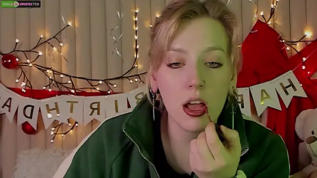 RachelCart online show from 12-16-25, 03:11