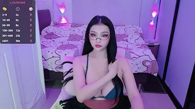 Waifu Jennie online show from 10-10-25, 01:06