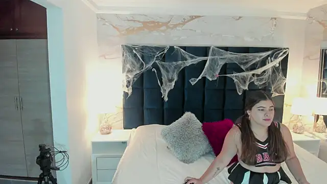 EVELIN MASON online show from 10-16-25, 07:33