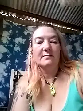 Snapshot of GingerKtm21 chatting on 02-22-25, 09:45 GingerKtm21 online show from 02-22-25, 09:45