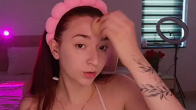 YasmineWest online show from 05-07-26, 12:48