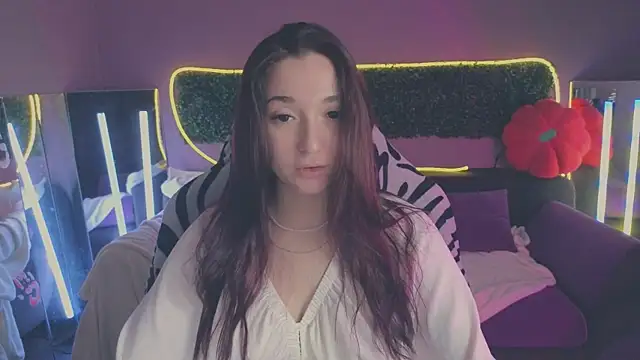 YasmineWest online show from 11-08-25, 01:53