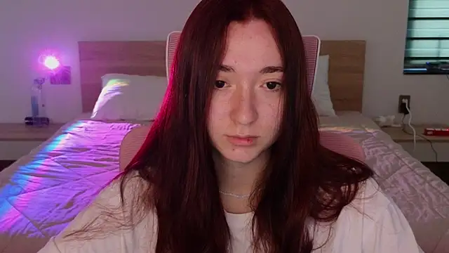 YasmineWest online show from 04-12-26, 12:25