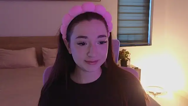 YasmineWest online show from 05-29-26, 12:49