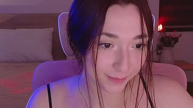 YasmineWest online show from 04-24-26, 03:14