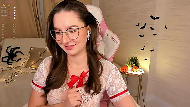 AnnikaAllison online show from 10-12-25, 12:50