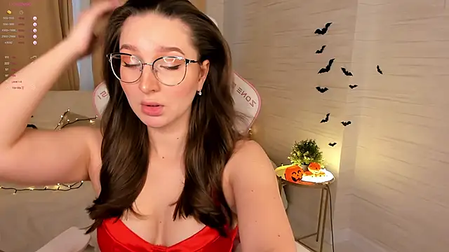 AnnikaAllison online show from 10-19-25, 12:08