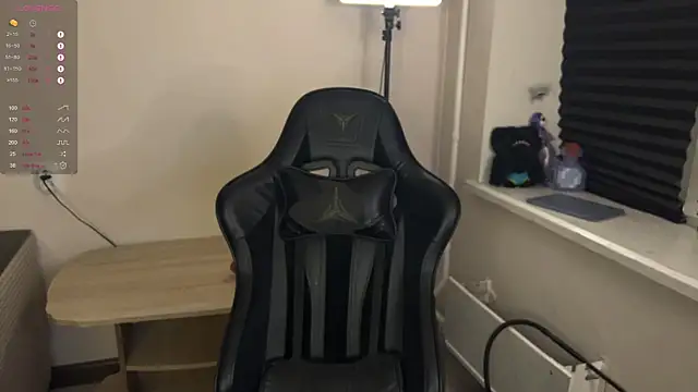 carthylovvve online show from 10-27-25, 04:19