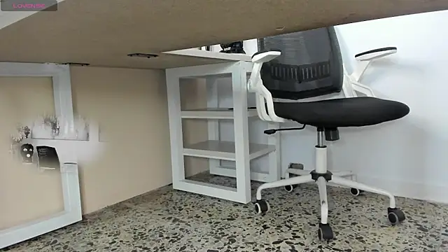 Snapshot of shaaroon_gold chatting on 03-03-26, 09:11 shaaroon gold online show from 03-03-26, 09:11