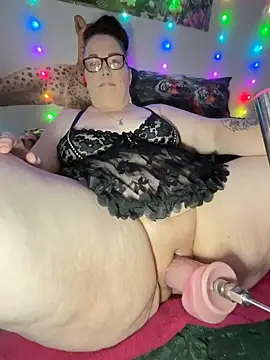 fatfabulous1981 online show from 05-21-26, 09:56