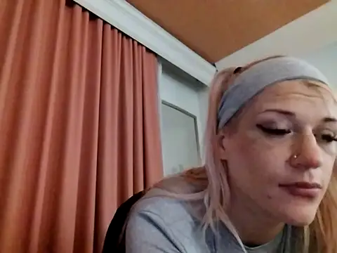 Snapshot of SexxxiLexiiii chatting on 02-20-26, 05:15 SexxxiLexiiii online show from 02-20-26, 05:15