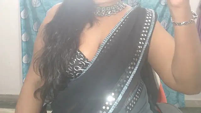Sophia your online show from 05-18-26, 04:51