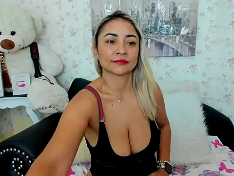 milf bigass  online show from 03-07-26, 12:43
